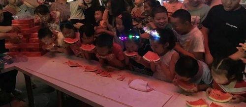 网红熊吃瓜大赛,一场爆笑与美食的狂欢盛宴